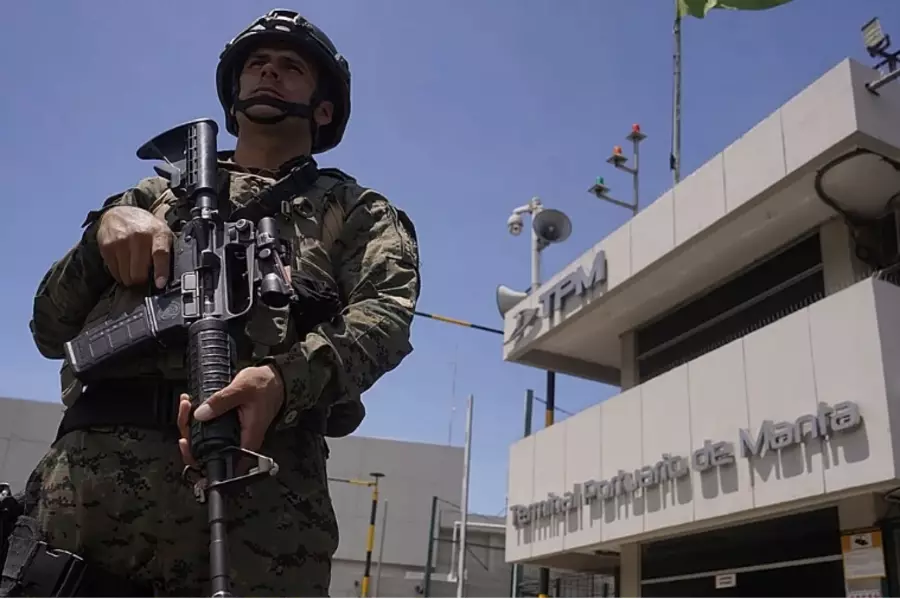 В Эквадоре начата масштабная операция против наркокартелей при поддержке США