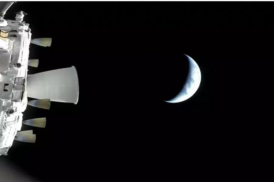 Artemis II облетела Луну и побила рекорд Apollo 13