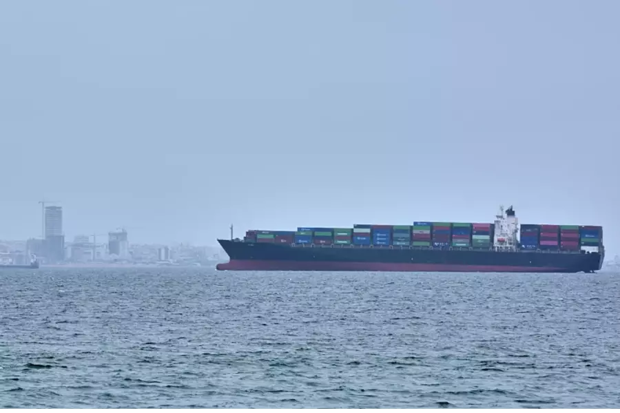 Иран вновь закрыл Ормузский пролив и выдвинул условие США