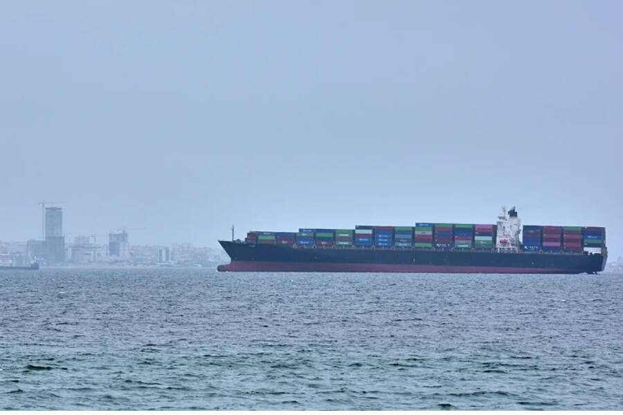 Иран вновь закрыл Ормузский пролив и выдвинул условие США