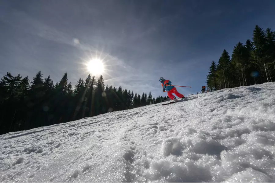 Завершившийся зимний сезон оказался ниже среднего по доходу для горнолыжных курортов