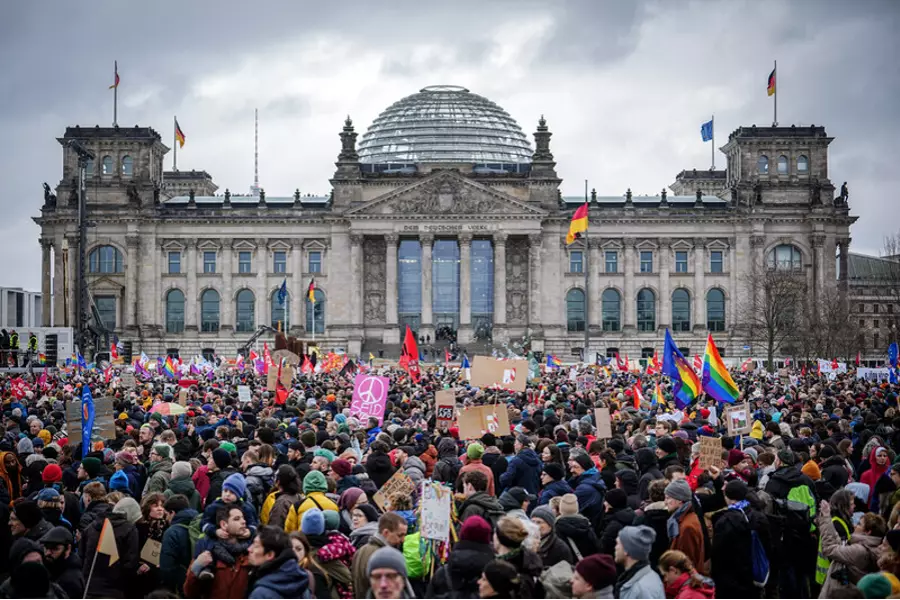 Сотни тысяч жителей Германии снова вышли на демонстрацию против правого экстремизма