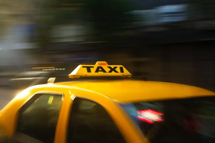 В Праге многие таксисты имеют поддельные документы