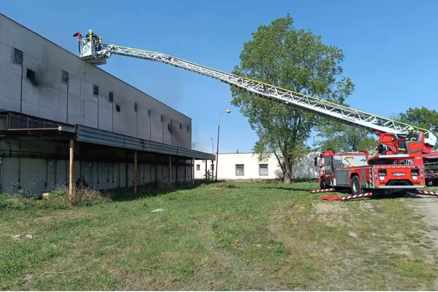 В Хомутове горели складские помещения, ущерб оценен в 1 миллион крон