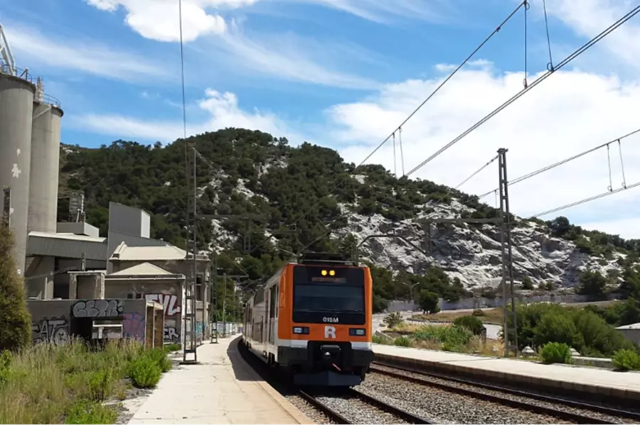 Железнодорожная авария под Барселоной: один погиб, десятки ранены