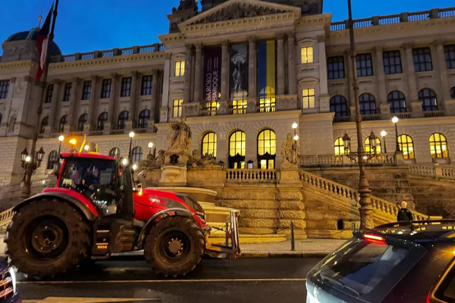 Чешские фермеры не стали блокировать полностью въезды в Прагу