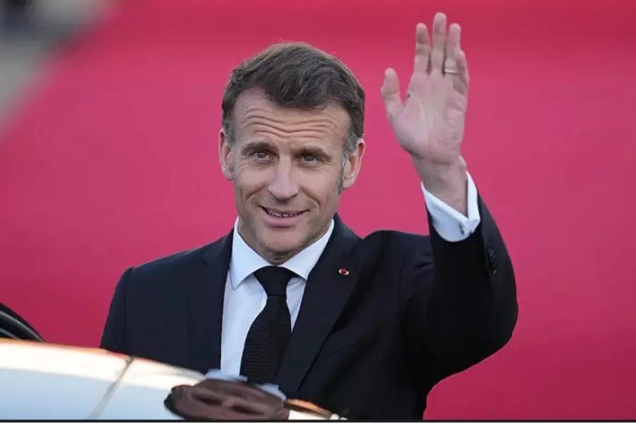 Макрон призвал Трампа «говорить меньше и по делу»