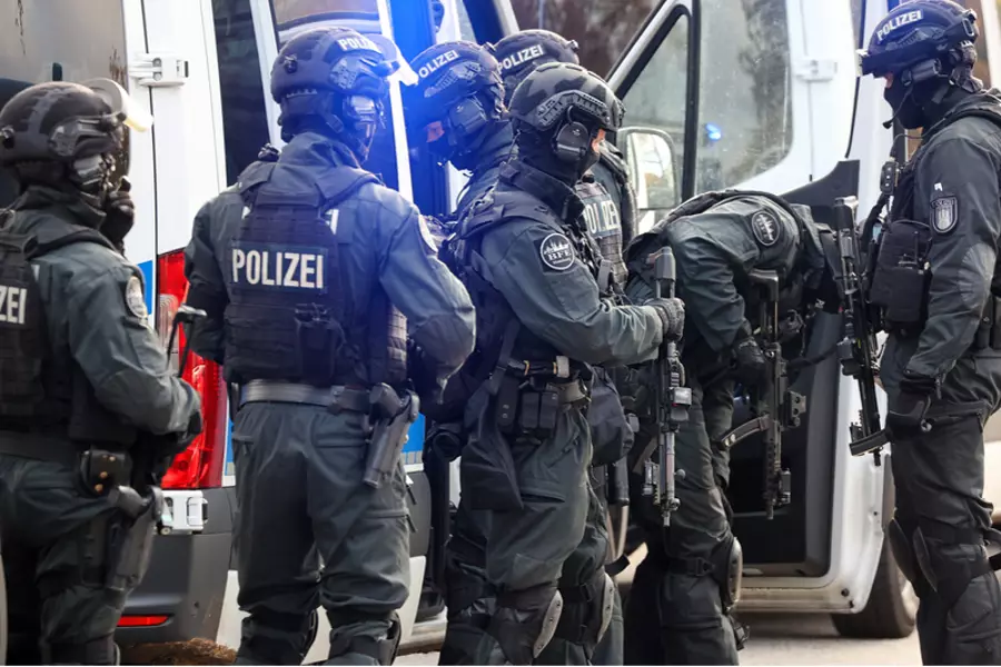 В Германии арестовали двух несовершеннолетних, планировавших теракты на 1 декабря
