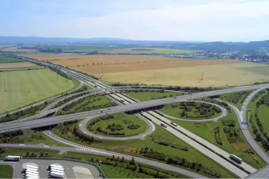 В Чехии построят максимальное количество автомагистралей за счет частных лиц