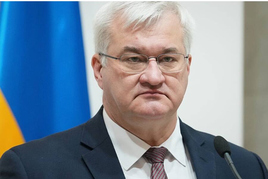 Украина обвинила Венгрию в захвате банковского конвоя с деньгами и золотом