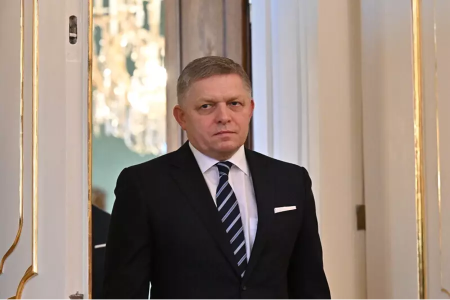 Премьер-министр Словакии Роберт Фицо пообещал не блокировать выделение Украине 50 млрд евро