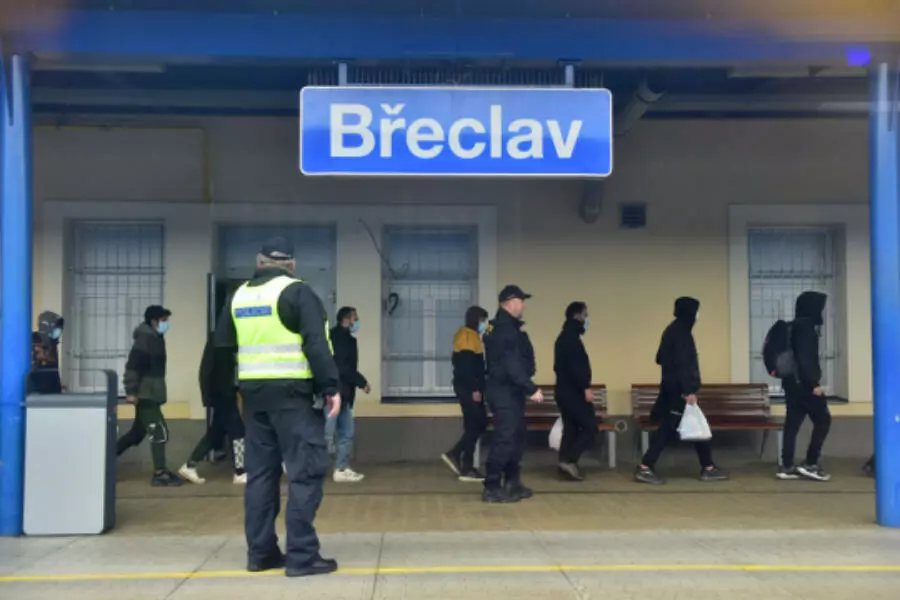 В Южной Моравии количество пойманных мигрантов увеличилось с января в 10 раз