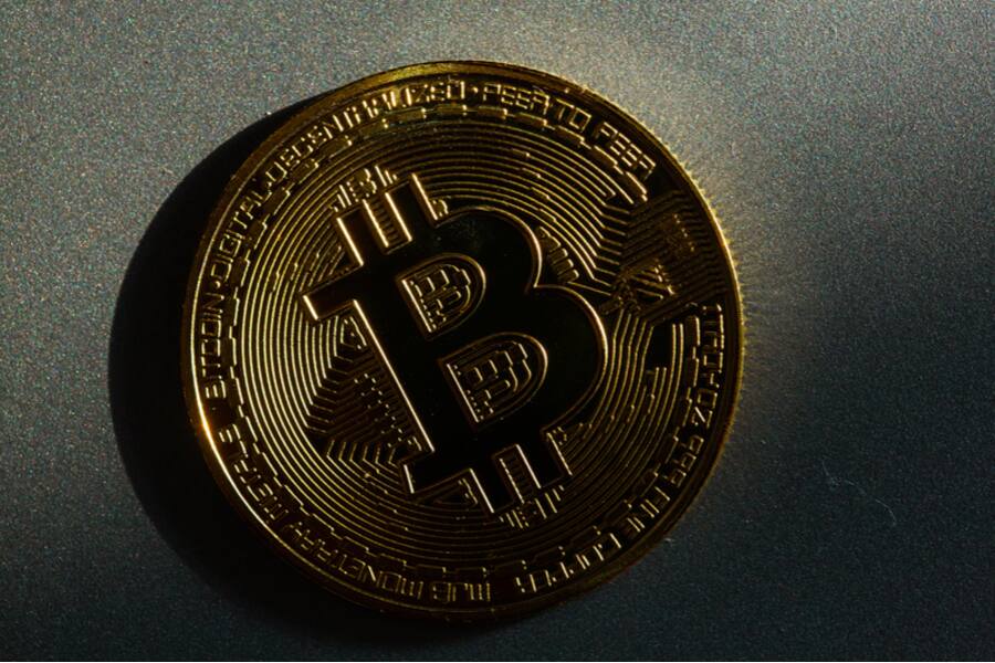 Цена биткойна превысила 116 тысяч долларов: новый исторический максимум