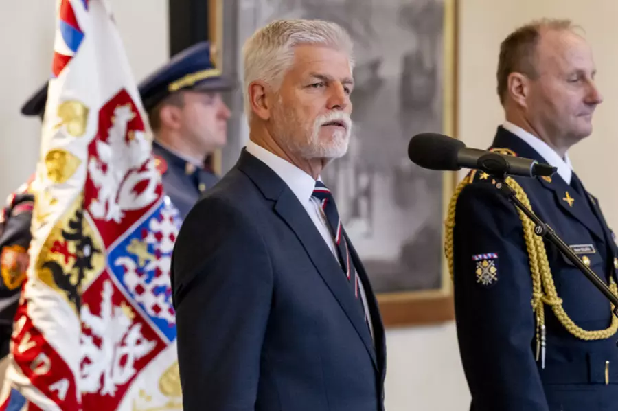 Чехия отметила День республики: президент Павел повысил восемь офицеров