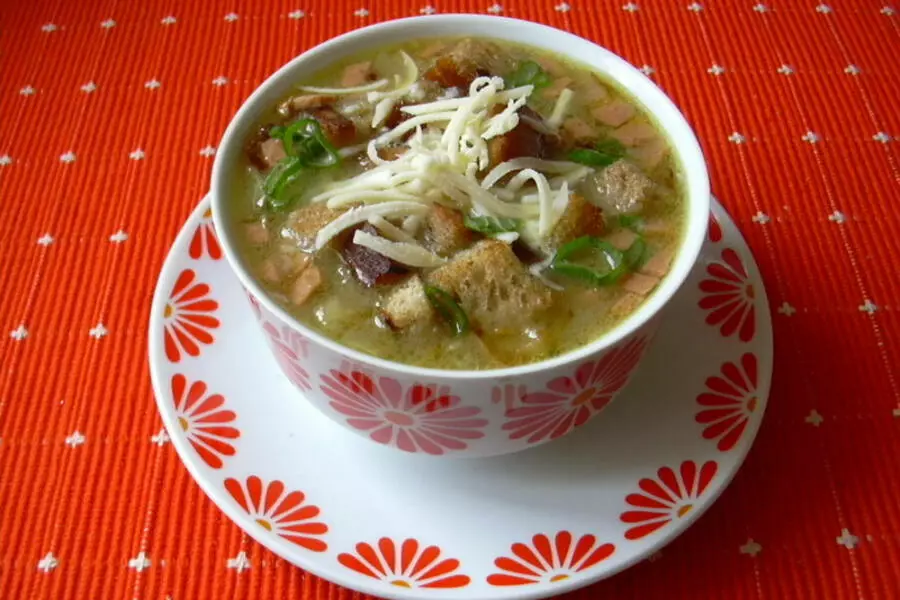 Рецепт вкусного и легкого супа Чеснечка
