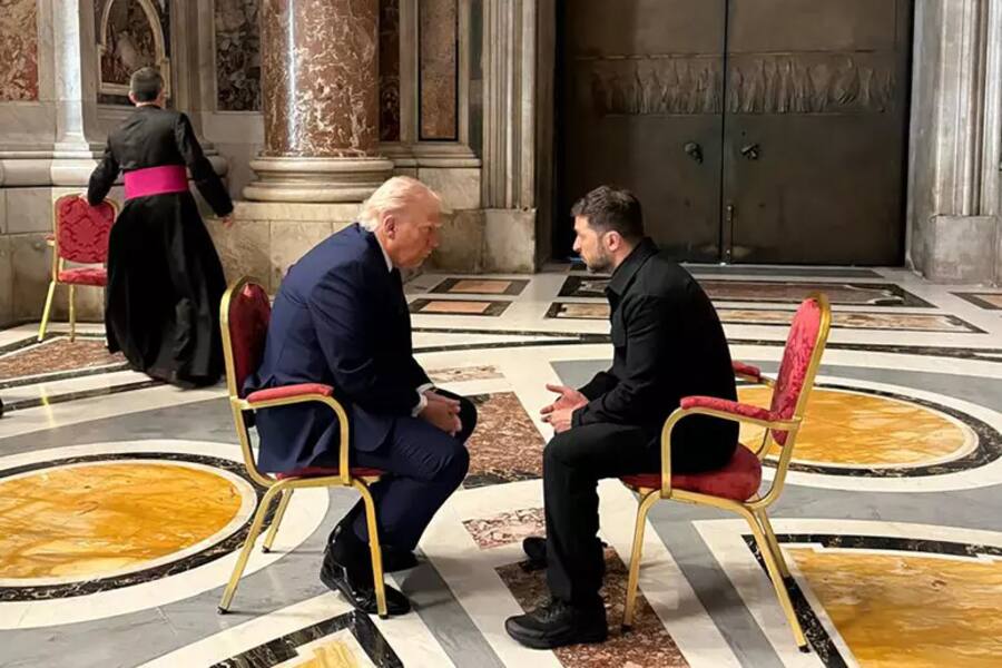 В Риме Трамп и Зеленский встретились на похоронах Папы Франциска