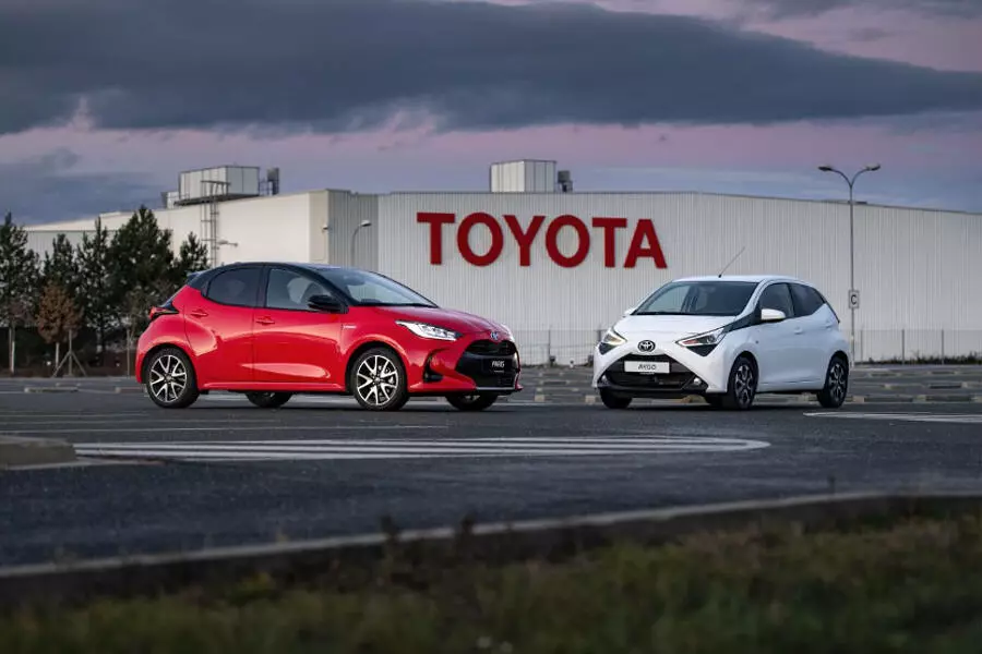 Простой на заводе Toyota в Колине продлится как минимум до 1 сентября