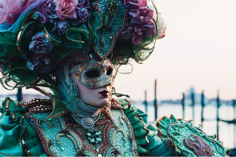 Венецианский карнавал принесет 1 миллиард евро в 2024 году