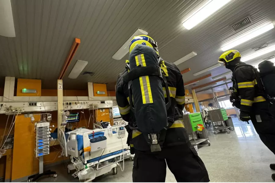 В Буловской больнице Праги загорелся аппарат искусственной вентиляции легких