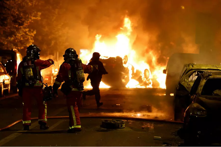 Полиция Франции заявила, что находится в состоянии войны из-за массовых беспорядков