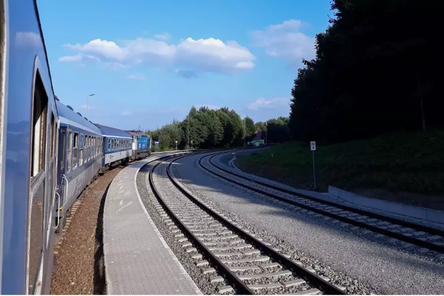 Движение поездов между Прагой и Бероуном будет ограничено из-за ремонта Браницкого моста