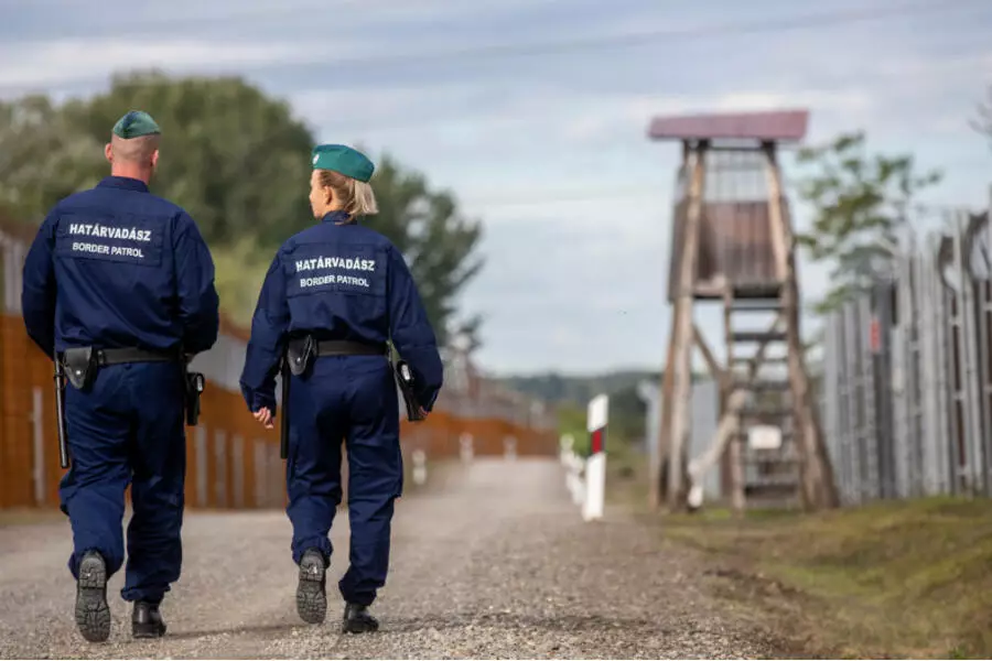 Словакия решила усилить пограничный контроль с Венгрией из-за беженцев