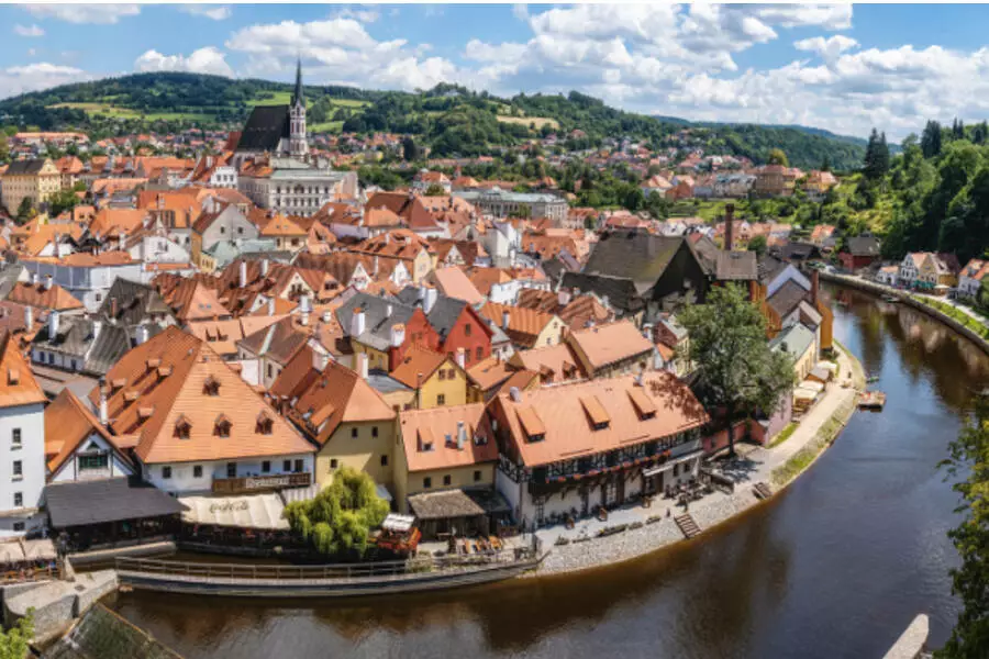Чехия спустилась на 5 ступеней в рейтинге самых миролюбивых стран