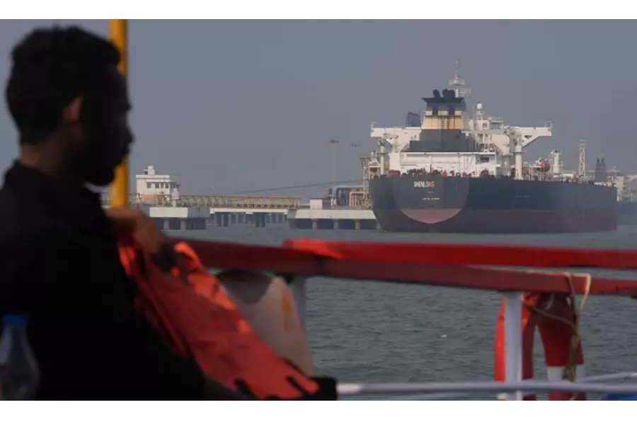 Иран сохраняет экспорт нефти несмотря на войну и контроль над Ормузским проливом