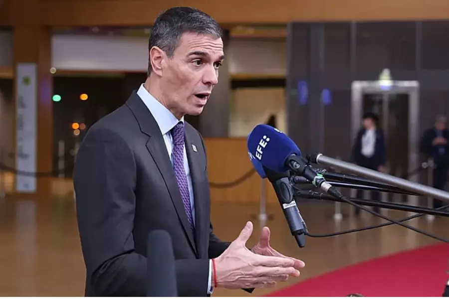 Санчес объявил трёхдневный траур в Испании после трагедии с поездами