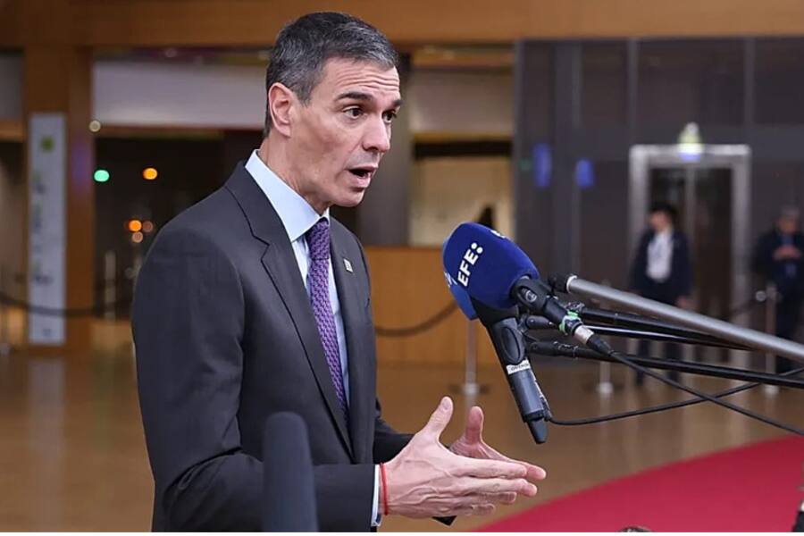 Санчес объявил трёхдневный траур в Испании после трагедии с поездами